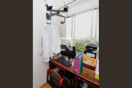 Apartamento à venda com 65m², 2 quartos e 1 vagaEscritório