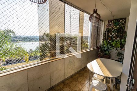 Varanda de apartamento à venda com 4 quartos, 270m² em Santa Amelia, Belo Horizonte