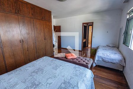 Apartamento à venda com 270m², 4 quartos e 3 vagas Apartamento à venda com 270m², 4 quartos e 3 vagasQuarto 1 / suite