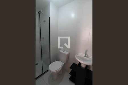 Banheiro de apartamento para alugar com 1 quarto, 27m² em Brás, São Paulo