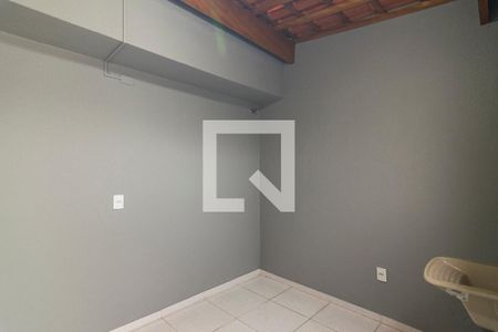 Apartamento para alugar com 117m², 2 quartos e 1 vagaÁrea de Serviço Cobertura