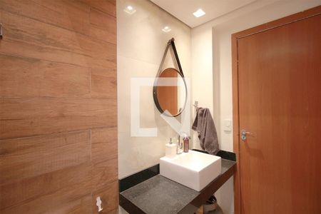 Apartamento à venda com 240m², 3 quartos e 3 vagasBanheiro externo