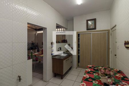 Apartamento para alugar com 200m², 2 quartos e sem vagaCozinha