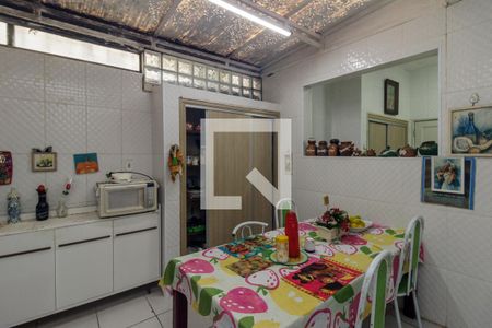 Apartamento para alugar com 200m², 2 quartos e sem vagaCozinha