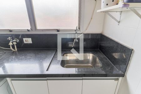 Apartamento para alugar com 115m², 3 quartos e 1 vagaÁrea de Serviço