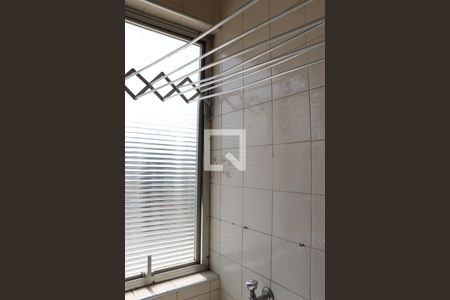 Apartamento para alugar com 70m², 2 quartos e 1 vaga Apartamento para alugar com 70m², 2 quartos e 1 vagaÁREA DE SERVIÇO