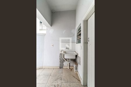 Casa à venda com 120m², 4 quartos e 2 vagasÁrea de Serviço