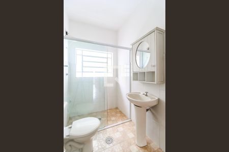 Casa à venda com 120m², 4 quartos e 2 vagasBanheiro