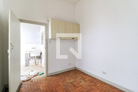Casa à venda com 120m², 4 quartos e 2 vagasQuarto de Serviço
