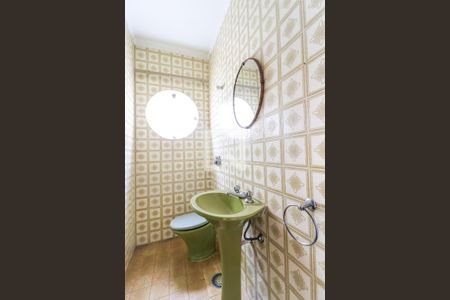 Casa à venda com 235m², 4 quartos e 3 vagasLavabo