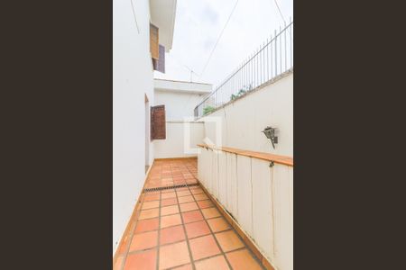Casa à venda com 235m², 4 quartos e 3 vagasQuintal