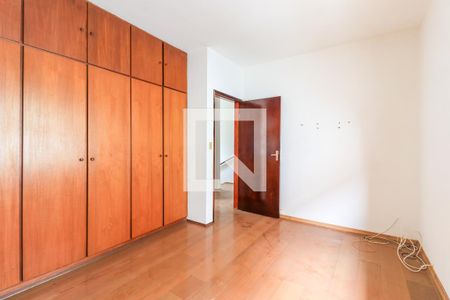 Casa à venda com 235m², 4 quartos e 3 vagasQuarto 2