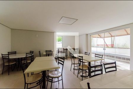 Apartamento à venda com 100m², 2 quartos e 2 vagasÁrea comum - Salão de festas