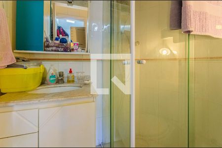 Apartamento à venda com 100m², 2 quartos e 2 vagasBanheiro da Suíte 2