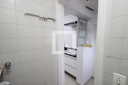 Apartamento à venda com 62m², 2 quartos e 1 vagaÁrea de Serviço - Banheiro