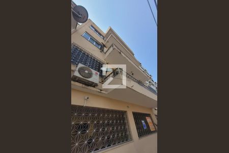 Apartamento à venda com 90m², 2 quartos e 1 vaga Apartamento à venda com 90m², 2 quartos e 1 vagaFachada