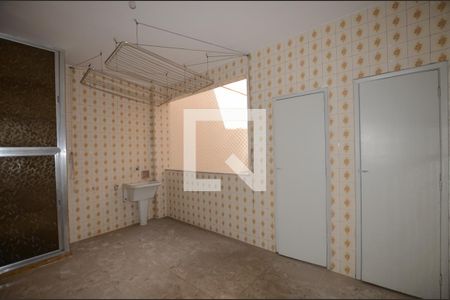 Apartamento à venda com 90m², 2 quartos e 1 vagaÁrea de Serviço