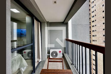 Studio para alugar com 26m², 0 quarto e sem vaga Studio para alugar com 26m², 0 quarto e sem vagaSacada