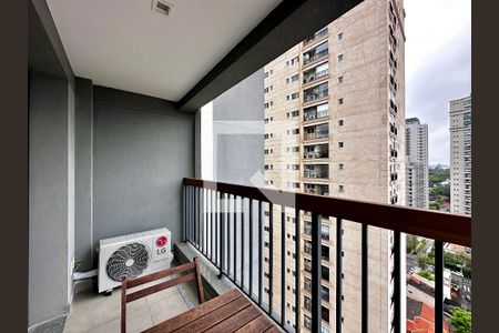 Studio para alugar com 26m², 0 quarto e sem vaga Studio para alugar com 26m², 0 quarto e sem vagaSacada