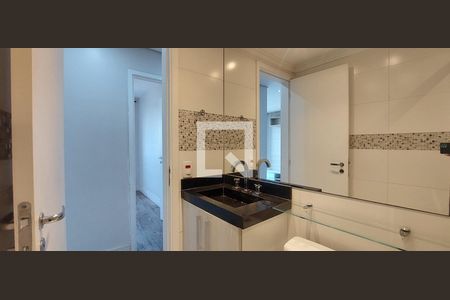 Lavabo de apartamento para alugar com 3 quartos, 66m² em Vila Metalúrgica, Santo André
