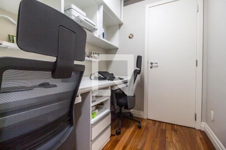 Apartamento à venda com 133m², 3 quartos e 2 vagasEscritório
