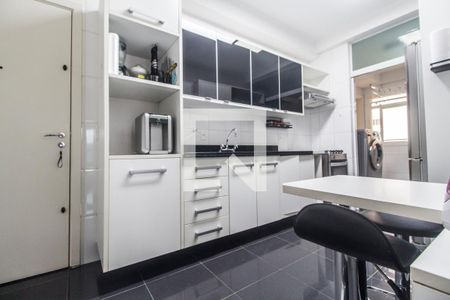 Apartamento à venda com 133m², 3 quartos e 2 vagasCozinha