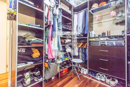 Apartamento à venda com 133m², 3 quartos e 2 vagasCloset da suíte