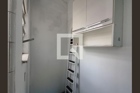 Apartamento à venda com 71m², 2 quartos e sem vagaQuarto de Serviço