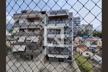 Apartamento à venda com 71m², 2 quartos e sem vagaÁrea de Serviço