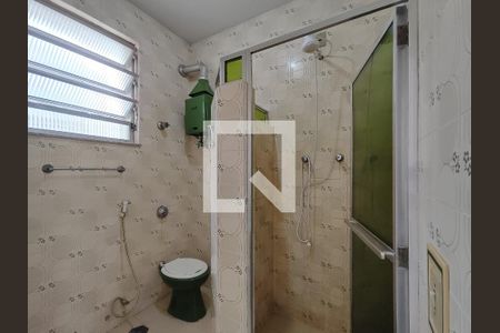 Apartamento à venda com 71m², 2 quartos e sem vagaBanheiro Corredor