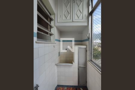 Apartamento à venda com 71m², 2 quartos e sem vagaÁrea de Serviço