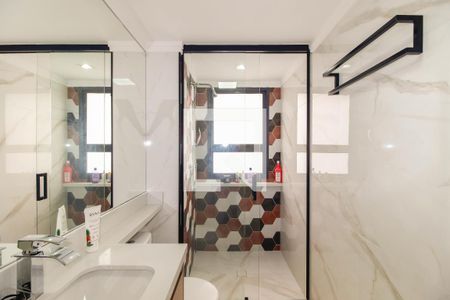 Apartamento para alugar com 106m², 3 quartos e 2 vagas Apartamento para alugar com 106m², 3 quartos e 2 vagasBanheiro da Suíte