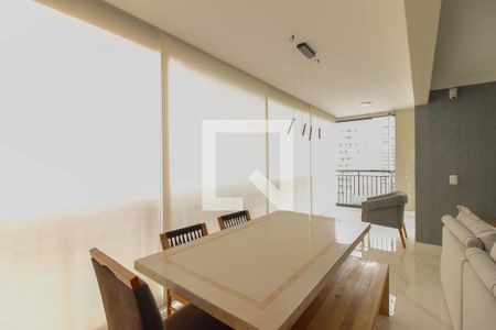 Apartamento para alugar com 106m², 3 quartos e 2 vagas Apartamento para alugar com 106m², 3 quartos e 2 vagasSacada e Espaço Gourmet