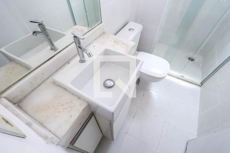 Banheiro de apartamento à venda com 2 quartos, 55m² em Jardim Maria Estela, São Paulo