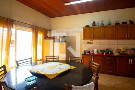 Casa à venda com 400m², 4 quartos e 4 vagasCozinha