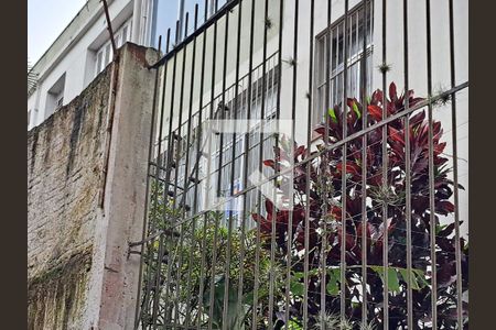 Adesivo na Janela de apartamento para alugar com 3 quartos, 117m² em Moinhos de Vento, Porto Alegre