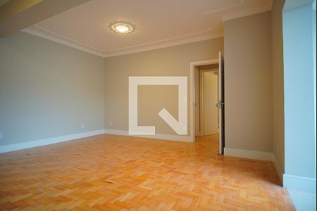 Sala de apartamento para alugar com 3 quartos, 117m² em Moinhos de Vento, Porto Alegre