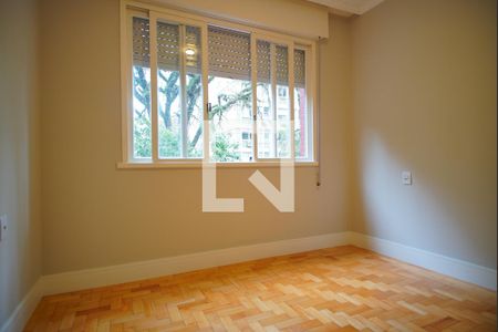 Quarto 1 de apartamento para alugar com 3 quartos, 117m² em Moinhos de Vento, Porto Alegre