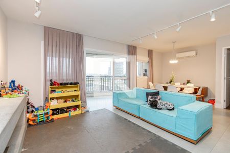 Apartamento à venda com 109m², 2 quartos e 2 vagasSala