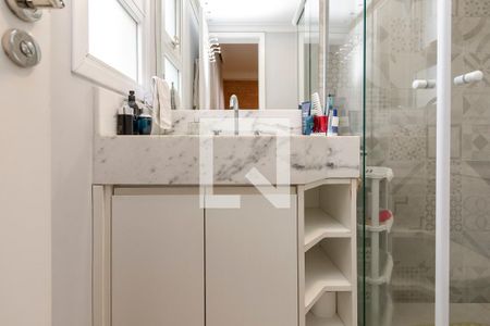 Apartamento à venda com 109m², 2 quartos e 2 vagasBanheiro da Suíte 1