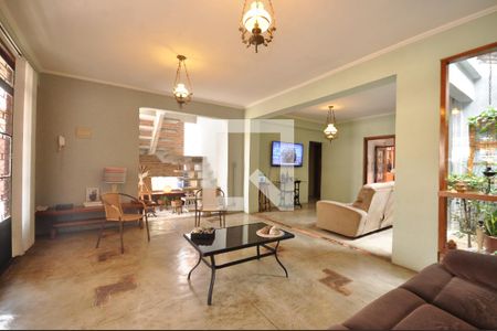 Sala 1 de casa para alugar com 5 quartos, 258m² em Vila Nova Mazzei, São Paulo