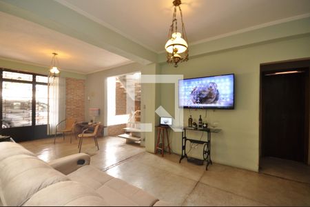 Sala 1 de casa para alugar com 5 quartos, 258m² em Vila Nova Mazzei, São Paulo