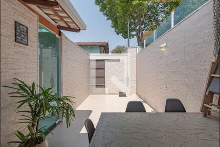 Casa de condomínio para alugar com 135m², 3 quartos e 4 vagas Casa de condomínio para alugar com 135m², 3 quartos e 4 vagasÁrea de serviço