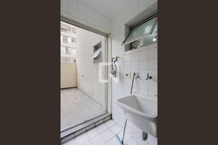 Apartamento à venda com 74m², 3 quartos e 1 vaga Apartamento à venda com 74m², 3 quartos e 1 vagaÁrea de serviço