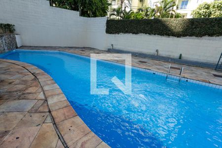 Apartamento à venda com 74m², 3 quartos e 1 vaga Apartamento à venda com 74m², 3 quartos e 1 vagaÁrea comum - Piscina