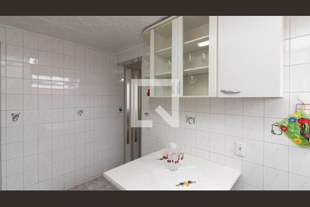 Apartamento à venda com 48m², 2 quartos e 1 vaga Apartamento à venda com 48m², 2 quartos e 1 vagaCozinha