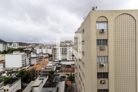 Apartamento à venda com 76m², 2 quartos e 1 vagaQuarto 2 Vista