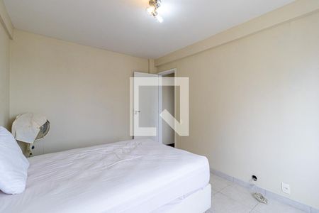 Apartamento à venda com 76m², 2 quartos e 1 vagaQuarto 2