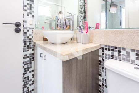 Apartamento à venda com 68m², 3 quartos e 2 vagasBanheiro da Suíte