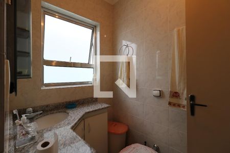 Casa à venda com 144m², 3 quartos e 1 vagaBanheiro